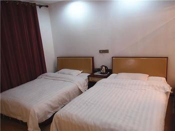 Longtai Star Hotel Qingdao Exterior foto